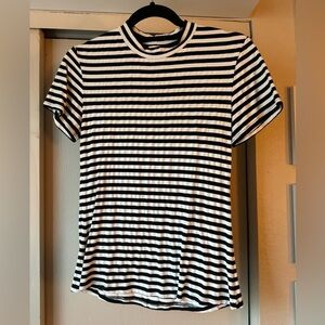 Vixen short sleeve top